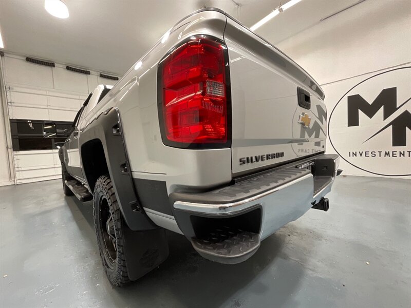 2017 Chevrolet Silverado 1500 LT Crew Cab 4X4 / 5.3L V8 / Leather / NEW TIRES  / ZERO RUST / Leather w. Heated Seats / Backup Camera / LONG BED ( 6.5ft) / 81K MILES - Photo 55 - Gladstone, OR 97027