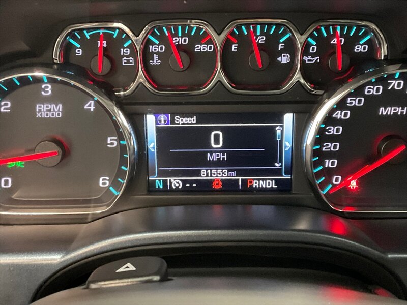 2017 Chevrolet Silverado 1500 LT Crew Cab 4X4 / 5.3L V8 / Leather / NEW TIRES  / ZERO RUST / Leather w. Heated Seats / Backup Camera / LONG BED ( 6.5ft) / 81K MILES - Photo 52 - Gladstone, OR 97027