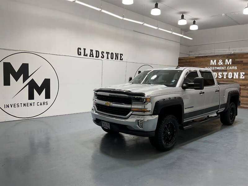 2017 Chevrolet Silverado 1500 LT Crew Cab 4X4 / 5.3L V8 / Leather / NEW TIRES  / ZERO RUST / Leather w. Heated Seats / Backup Camera / LONG BED ( 6.5ft) / 81K MILES - Photo 25 - Gladstone, OR 97027