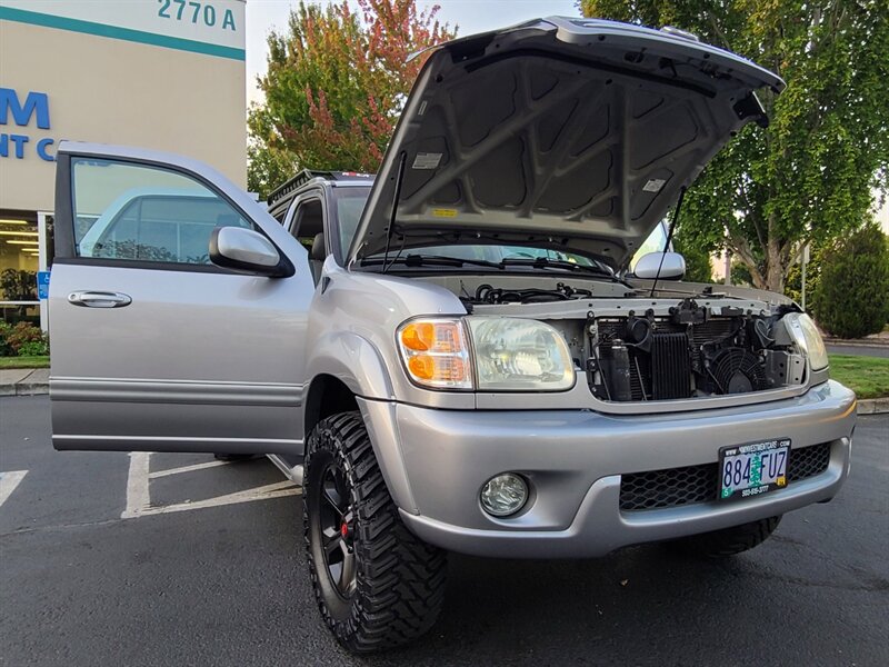 2002 Toyota Sequoia Limited 4X4 / 8-Seats / New Timing Belt / LIFTED  / LEATHER / Sun Roof / NEW TIRES / Low Miles - Photo 26 - Portland, OR 97217