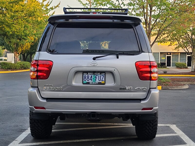 2002 Toyota Sequoia Limited 4X4 / 8-Seats / New Timing Belt / LIFTED  / LEATHER / Sun Roof / NEW TIRES / Low Miles - Photo 5 - Portland, OR 97217