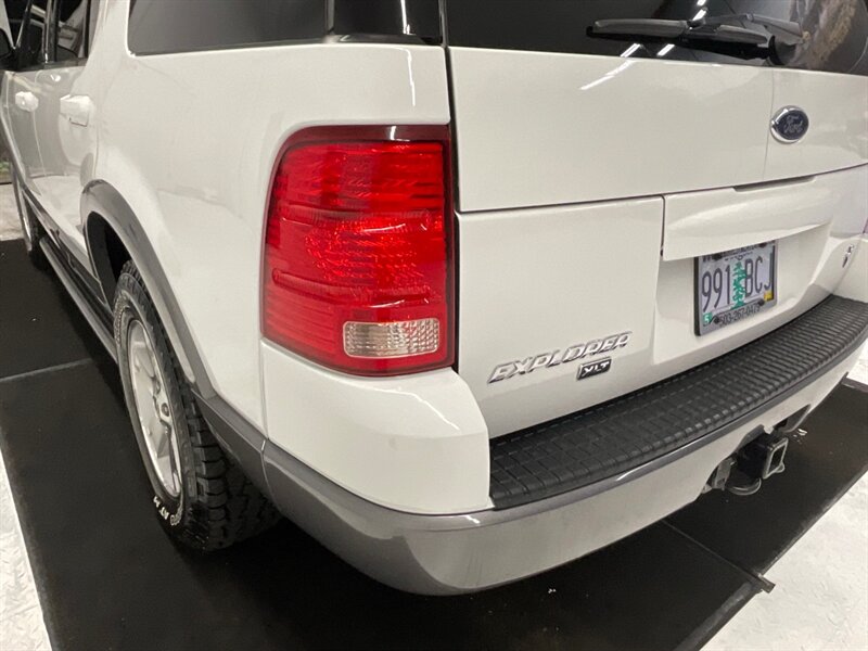 2004 Ford Explorer XLT 4x4 / 4.6L V8 / Leather / ONLY 79,000 MILES  / Excel Cond - Photo 29 - Gladstone, OR 97027