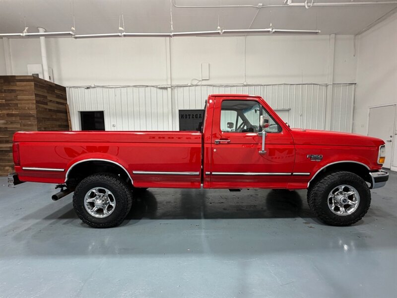 1995 Ford F-250 XLT F250HD 4X4 Regular Cab 7.3L DIESEL /1-OWNER /LONG BED / BRAND NEW TIRES / ZERO RUST/117K MILES - Photo 4 - Gladstone, OR 97027