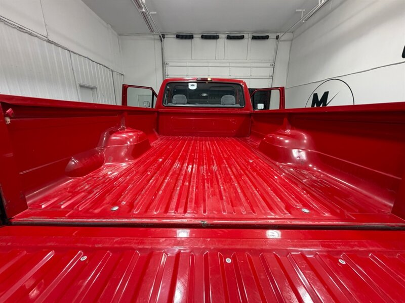 1995 Ford F-250 XLT F250HD 4X4 Regular Cab 7.3L DIESEL /1-OWNER /LONG BED / BRAND NEW TIRES / ZERO RUST/117K MILES - Photo 10 - Gladstone, OR 97027