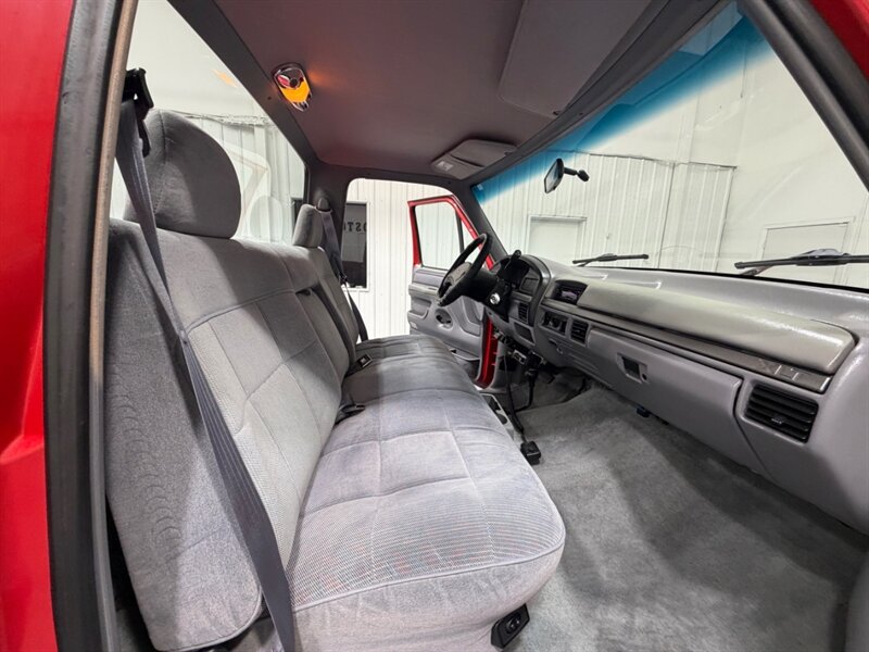 1995 Ford F-250 XLT F250HD 4X4 Regular Cab 7.3L DIESEL /1-OWNER /LONG BED / BRAND NEW TIRES / ZERO RUST/117K MILES - Photo 13 - Gladstone, OR 97027