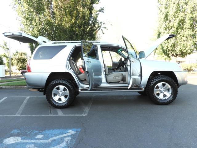 2004 Toyota 4Runner LIMITED Edition 4WD / V8 4.7L / DIFF LOCK / LIFTED   - Photo 23 - Portland, OR 97217