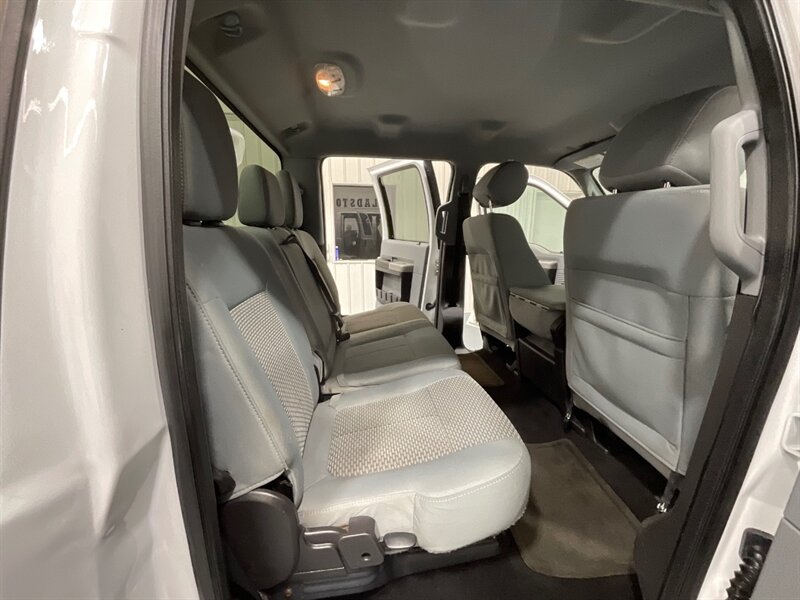 2015 Ford F-250 4X4 / 6.7L Power Stroke Diesel / XLT / LONG BED  / Towing Pkg - Photo 13 - Gladstone, OR 97027