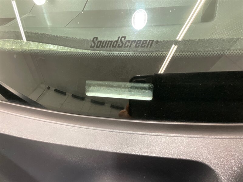 2015 Ford F-250 4X4 / 6.7L Power Stroke Diesel / XLT / LONG BED  / Towing Pkg - Photo 51 - Gladstone, OR 97027