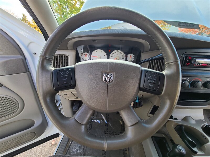 2004 Dodge Ram Pickup 2500 SLT  / QUAD CAB / 2-OWNERS / NO RUST / OREGON TRUCK - Photo 30 - Portland, OR 97217