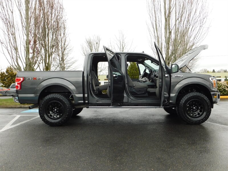 2019 Ford F-150 XLT Crew Cab 4X4 V8 5.0L / Navigation / LIFTED   - Photo 30 - Portland, OR 97217