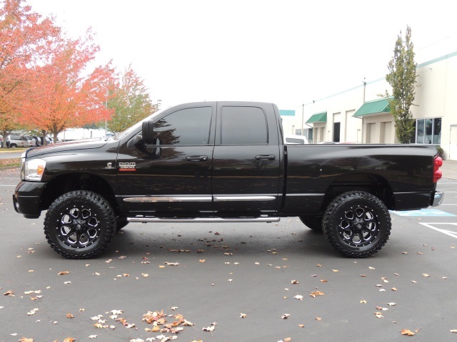 2008 Dodge Ram 2500 Laramie 4X4 / 6 SPD / Cummins Diesel /46K /LIFTED   - Photo 3 - Portland, OR 97217