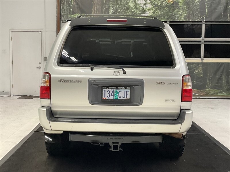 2001 Toyota 4Runner SR5 Sport Utility 4X4 / 3.4L V6 /FRESH TIMING BELT  / E-LOCKERS / Sunroof / BRAND NEW TIRES / Excel Cond - Photo 6 - Gladstone, OR 97027