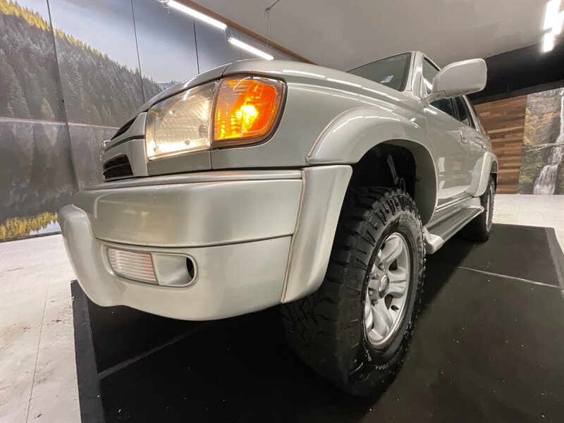 2001 Toyota 4Runner SR5 Sport Utility 4X4 / 3.4L V6 /FRESH TIMING BELT  / E-LOCKERS / Sunroof / BRAND NEW TIRES / Excel Cond - Photo 9 - Gladstone, OR 97027