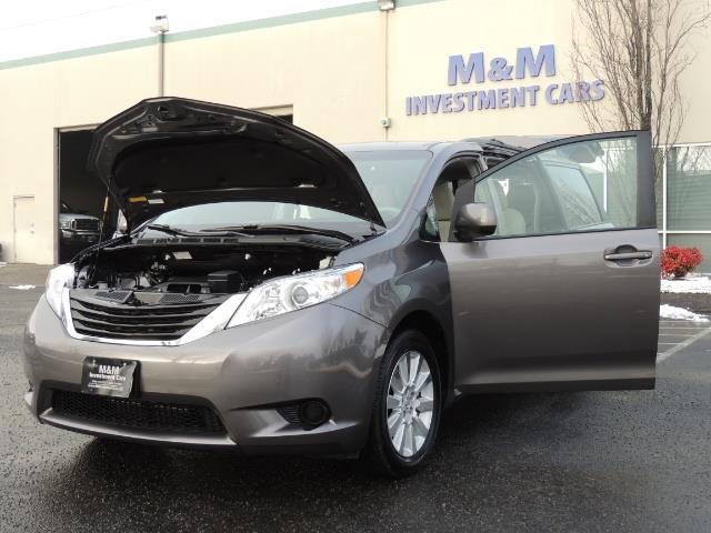 2014 Toyota Sienna Minivan / NAVi / CAM / All Wheel Drive / 1-OWNER   - Photo 41 - Portland, OR 97217