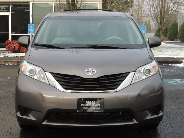 2014 Toyota Sienna Minivan / NAVi / CAM / All Wheel Drive / 1-OWNER   - Photo 5 - Portland, OR 97217