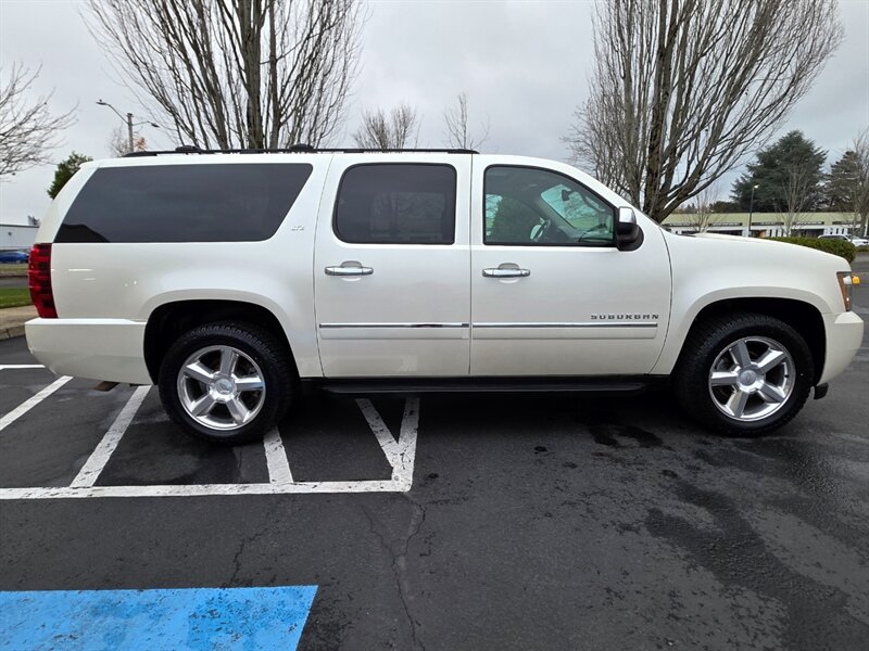 2011 Chevrolet Suburban LTZ 4X4 / DVD / CAM / NAV / SUNROOF / FULLY LOADED  / LONG WHEELBASE / LEATHER / 3RD SEATS / FRESH TRADE-IN - Photo 4 - Portland, OR 97217