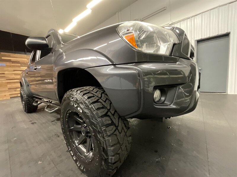 2013 Toyota Tacoma V6 SR5 TRD OFF ROAD 4X4 / V6 / LIFTED  Backup Camera / REAR DIFF LOCKS / LIFTED w/ 33 " TOYO OPEN COUNTRY / RUST FREE - Photo 10 - Gladstone, OR 97027