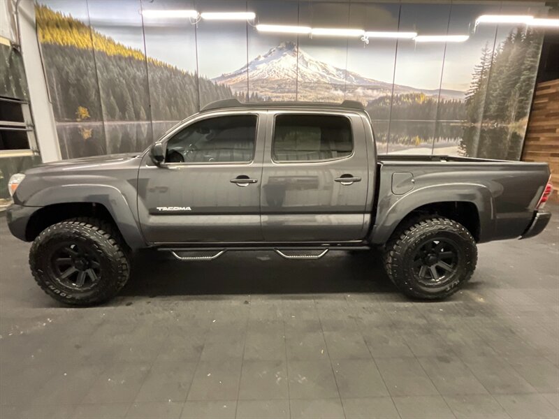 2013 Toyota Tacoma V6 SR5 TRD OFF ROAD 4X4 / V6 / LIFTED  Backup Camera / REAR DIFF LOCKS / LIFTED w/ 33 " TOYO OPEN COUNTRY / RUST FREE - Photo 3 - Gladstone, OR 97027