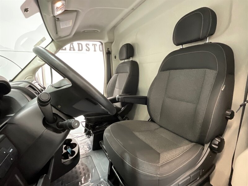 2017 RAM ProMaster 2500 159 WB HIGHROOF CARGO VAN / 1-OWNER / Camera   - Photo 15 - Gladstone, OR 97027