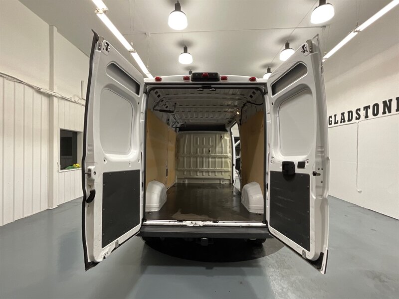 2017 RAM ProMaster 2500 159 WB HIGHROOF CARGO VAN / 1-OWNER / Camera   - Photo 10 - Gladstone, OR 97027