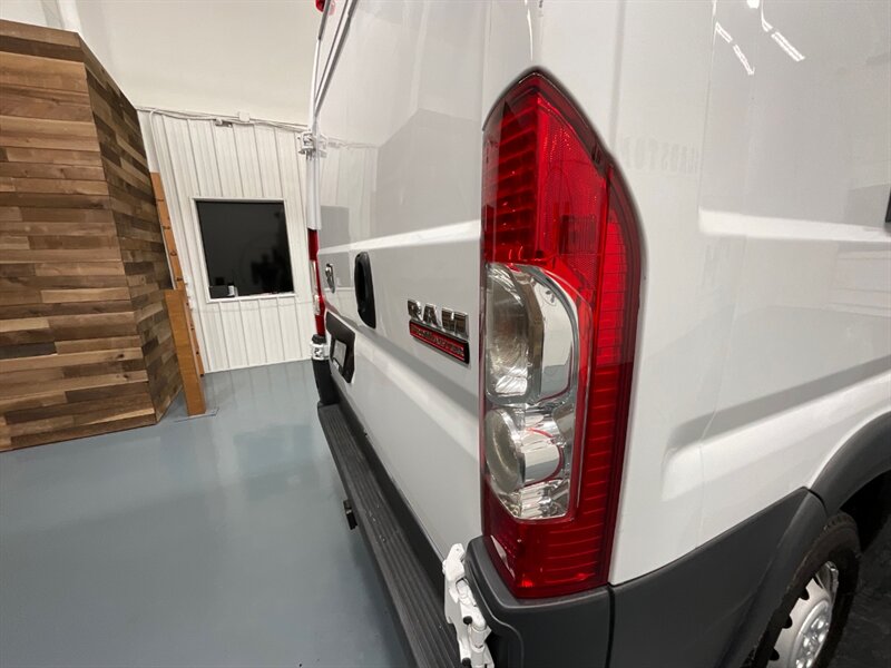 2017 RAM ProMaster 2500 159 WB HIGHROOF CARGO VAN / 1-OWNER / Camera   - Photo 27 - Gladstone, OR 97027