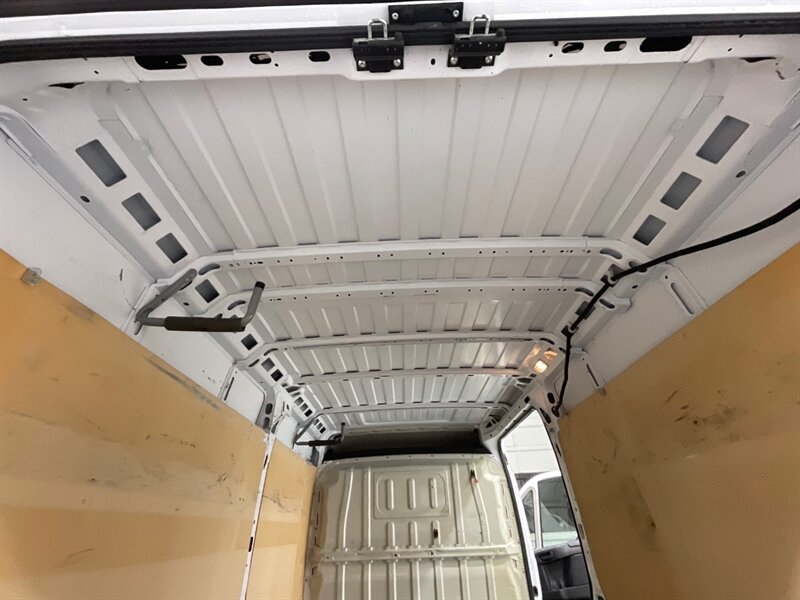 2017 RAM ProMaster 2500 159 WB HIGHROOF CARGO VAN / 1-OWNER / Camera   - Photo 13 - Gladstone, OR 97027