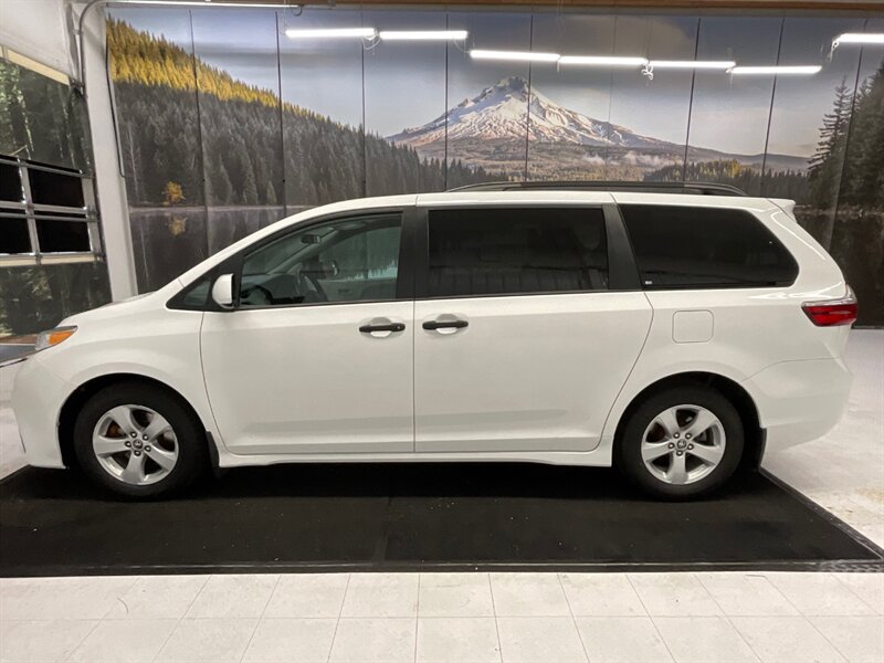 2019 Toyota Sienna L 7-Passenger MiniVan / 3.5L V6 / Backup Camera  / Dynamic Cruise Control / Lane Departure Alert / ONLY 38,000 MILES - Photo 3 - Gladstone, OR 97027