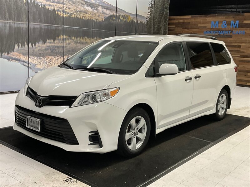 2019 Toyota Sienna L 7-Passenger MiniVan / 3.5L V6 / Backup Camera  / Dynamic Cruise Control / Lane Departure Alert / ONLY 38,000 MILES - Photo 1 - Gladstone, OR 97027