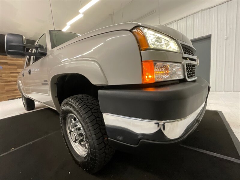 2006 Chevrolet Silverado 2500 LT Crew Cab 4X4/ 6.6L DIESEL/LBZ MOTOR/ 136K MILES  / Leather & Heated Seats / Excel Cond - Photo 12 - Gladstone, OR 97027