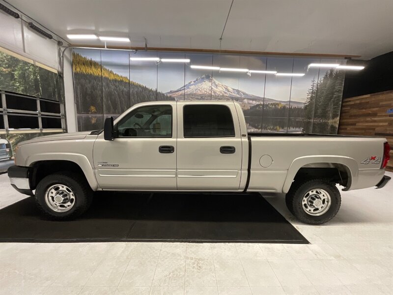 2006 Chevrolet Silverado 2500 LT Crew Cab 4X4/ 6.6L DIESEL/LBZ MOTOR/ 136K MILES  / Leather & Heated Seats / Excel Cond - Photo 3 - Gladstone, OR 97027