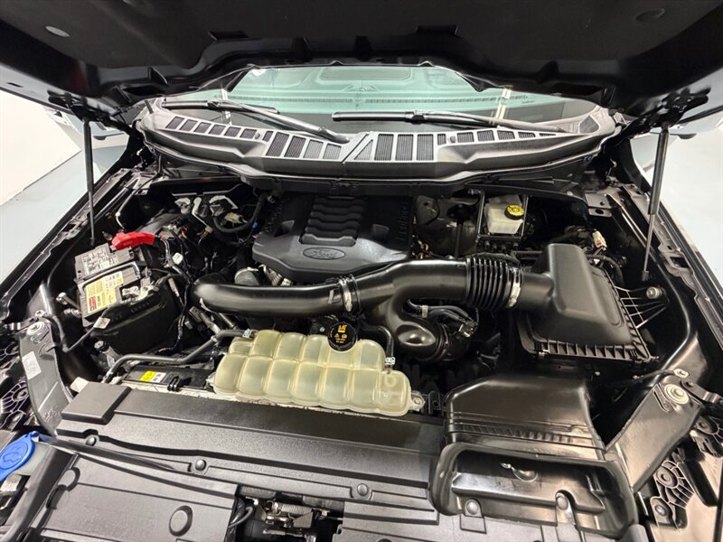 2021 Ford F-150 Platinum SUPERCREW 3.5L / LEATHER / 4x4 / PANO RF / NEW TIRES / LOCAL NO RUST - Photo 10 - Gladstone, OR 97027