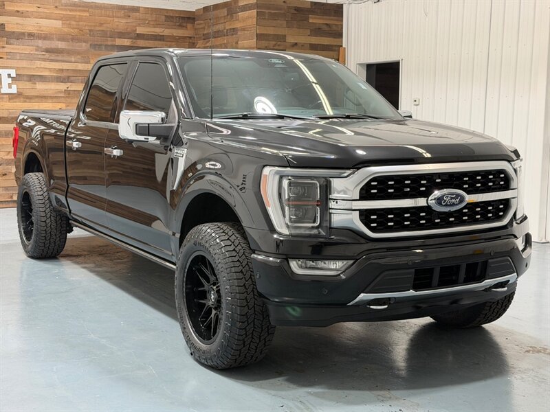 2021 Ford F-150 Platinum SUPERCREW 3.5L / LEATHER / 4x4 / PANO RF / NEW TIRES / LOCAL NO RUST - Photo 2 - Gladstone, OR 97027
