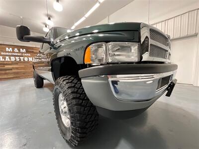 2001 Dodge Ram 2500 Laramie 4X4 6-SPEED MANUAL / 5.9L CUMMINS DIESEL  / Leather Seats / LONG BED / ZERO RUST / NEW TIRES - Photo 51 - Gladstone, OR 97027