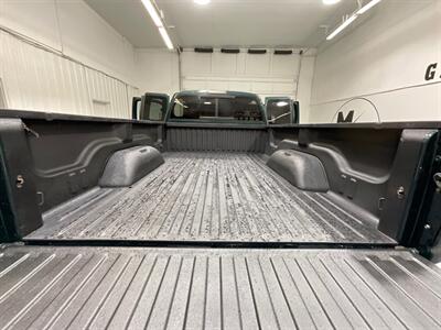 2001 Dodge Ram 2500 Laramie 4X4 6-SPEED MANUAL / 5.9L CUMMINS DIESEL  / Leather Seats / LONG BED / ZERO RUST / NEW TIRES - Photo 11 - Gladstone, OR 97027