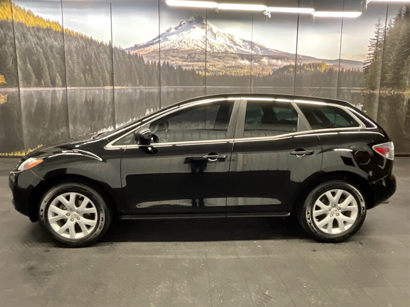 2009 Mazda CX-7 Sport SUV / AWD / Sunroof / LOCAL CAR / CLEAN  GREAT SERVICE HISTORY - Photo 3 - Gladstone, OR 97027