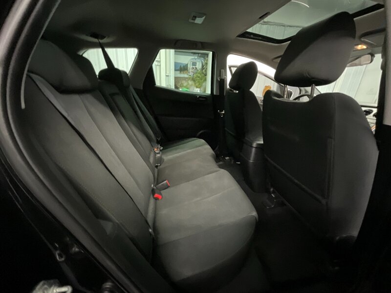 2009 Mazda CX-7 Sport SUV / AWD / Sunroof / LOCAL CAR / CLEAN  GREAT SERVICE HISTORY - Photo 16 - Gladstone, OR 97027