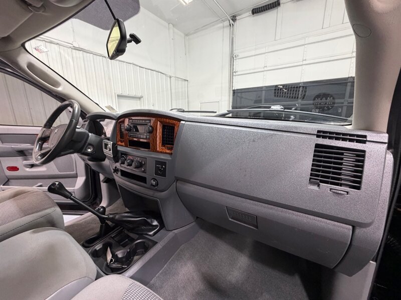 2006 Dodge Ram 2500 SLT 4X4 6-SPEED MANUAL 5.9L DIESEL /82K MILES /Regular Cab / 1-OWNER LOCAL w. ZERO RUST / NEW TIRES - Photo 17 - Gladstone, OR 97027
