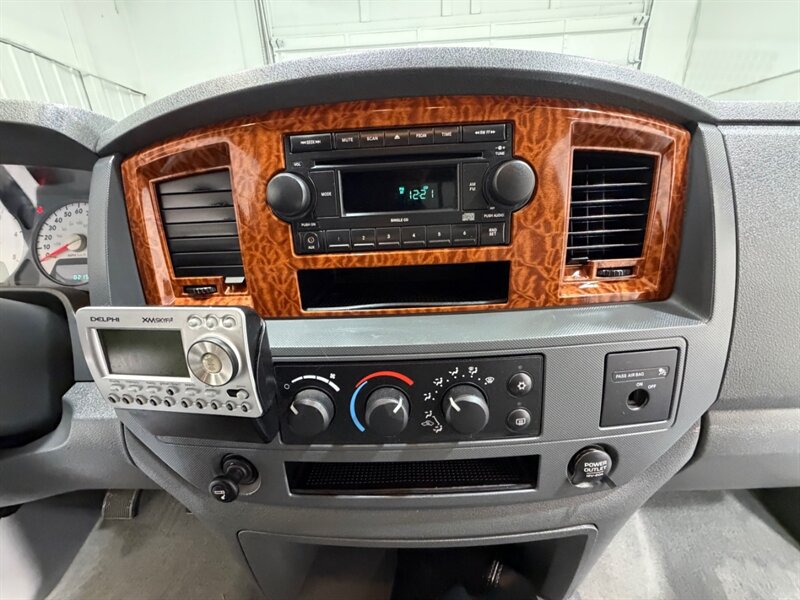 2006 Dodge Ram 2500 SLT 4X4 6-SPEED MANUAL 5.9L DIESEL /82K MILES /Regular Cab / 1-OWNER LOCAL w. ZERO RUST / NEW TIRES - Photo 16 - Gladstone, OR 97027