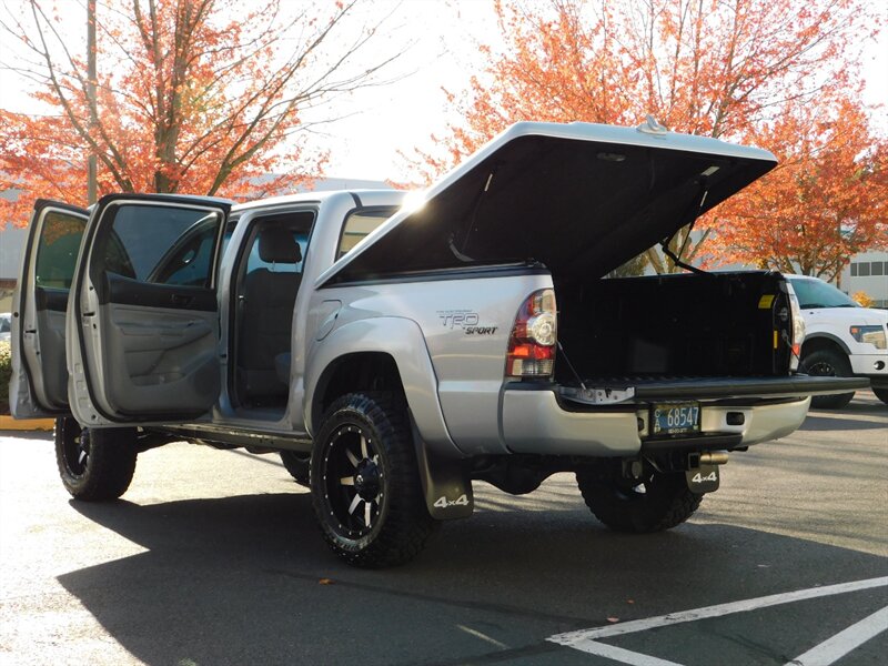 2010 Toyota Tacoma V6 SR5 TRD Sport 4X4 / LIFTED / ONLY  79,000 MILES   - Photo 27 - Portland, OR 97217