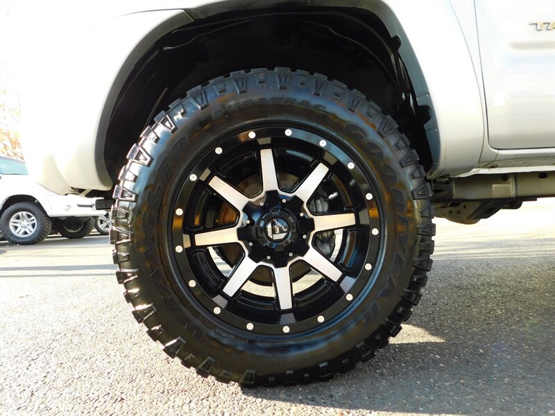 2010 Toyota Tacoma V6 SR5 TRD Sport 4X4 / LIFTED / ONLY  79,000 MILES   - Photo 23 - Portland, OR 97217