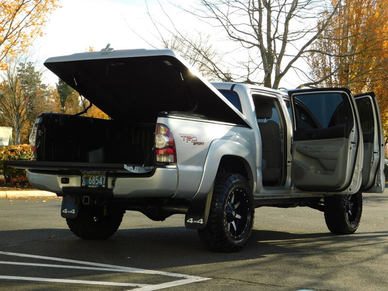 2010 Toyota Tacoma V6 SR5 TRD Sport 4X4 / LIFTED / ONLY  79,000 MILES   - Photo 28 - Portland, OR 97217