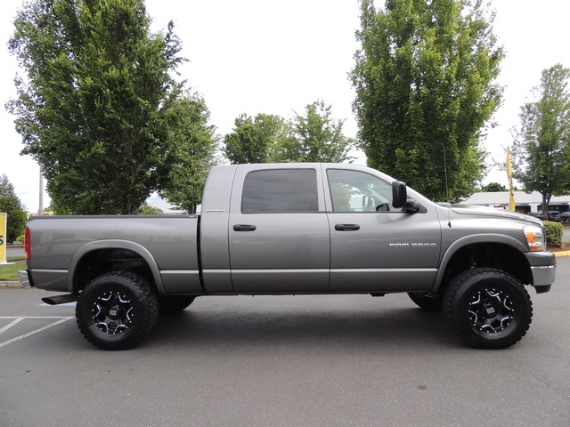 2006 Dodge Ram 2500 SLT / MEGA CAB / 4X4 /5.9L CUMMINS DIESEL / LIFTED