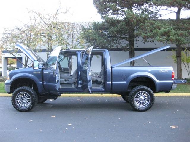 2006 Ford F-250 Super Duty XLT/4WD/Turbo Diesel/LIFTED LIFTED   - Photo 9 - Portland, OR 97217