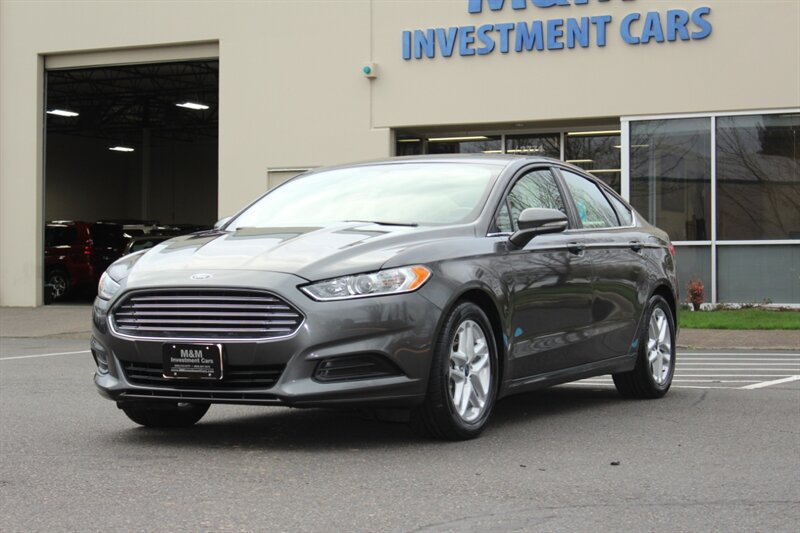 2016 Ford Fusion SE Sedan / Backup Camera / 1-OWNER / 19,000 MILES   - Photo 1 - Portland, OR 97217