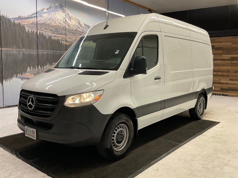 2020 Mercedes-Benz Sprinter 2500 Cargo Van / 3.0L V6 DIESEL / 1,400 MILES  / HIGHROOF & 144 " WB / Backup Camera / LIKE NEW - Photo 25 - Gladstone, OR 97027