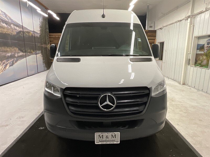 2020 Mercedes-Benz Sprinter 2500 Cargo Van / 3.0L V6 DIESEL / 1,400 MILES  / HIGHROOF & 144 " WB / Backup Camera / LIKE NEW - Photo 3 - Gladstone, OR 97027