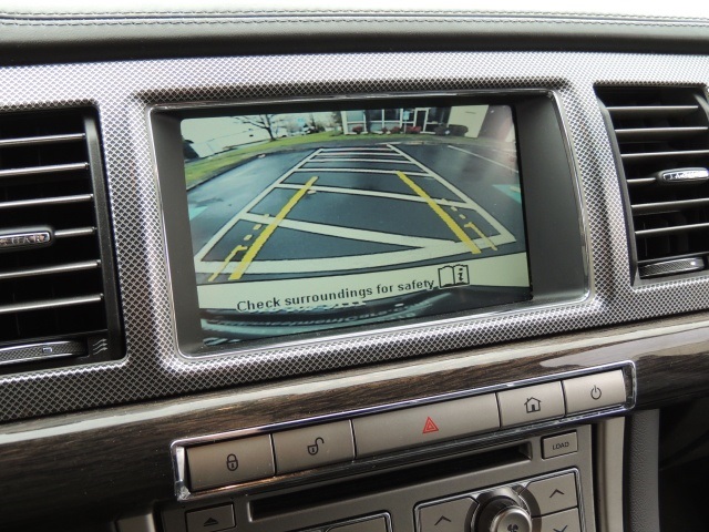 2010 Jaguar XF XFR / Leather / Sunroof / SuperCharged / 41K MILES   - Photo 15 - Portland, OR 97217