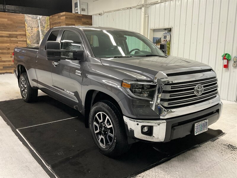 2020 Toyota Tundra Limited 4x4 / 5.7L V8/ TRD OFFRD / 26,000 MILES  / LOCAL TRUCK / LOADED - Photo 2 - Gladstone, OR 97027