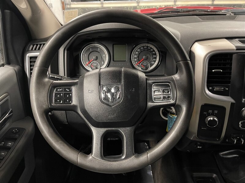 2018 RAM 2500 Crew Cab 4X4 / 6.7L CUMMINS DIESEL  6-SPEED MANUAL   - Photo 20 - Gladstone, OR 97027