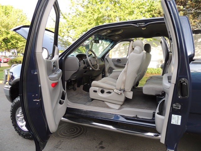 2003 Ford F-150 XLT/4WD/ Mud Tires   - Photo 17 - Portland, OR 97217